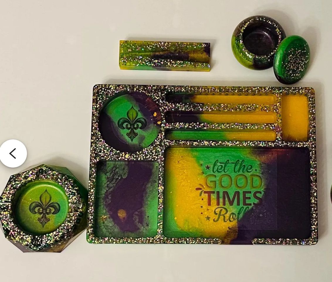 Mardi Gras Rolling Tray Set